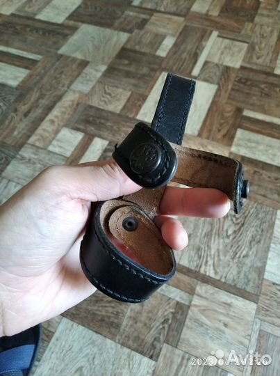 Держатель для дубинки (резиновой палки)