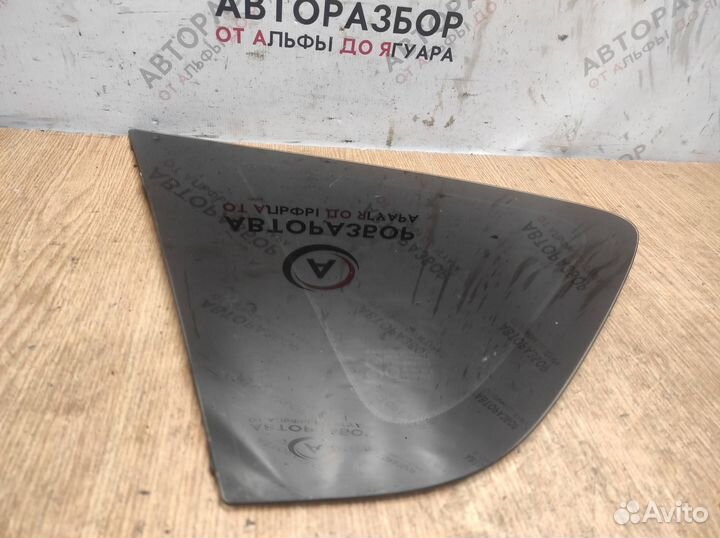 Стекло кузовное глухое левое Subaru Impreza (G12