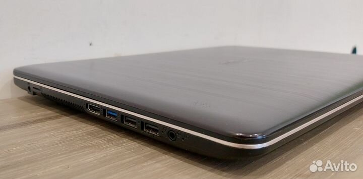 Asus X540M 4ядра/256 ssd/8озу/2гб