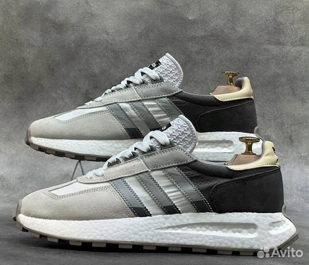 Adidas retropy E5 светло-серые черн разм. 42