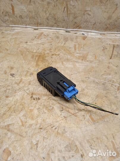 Кнопка освещения панели приборов Mitsubishi Lancer