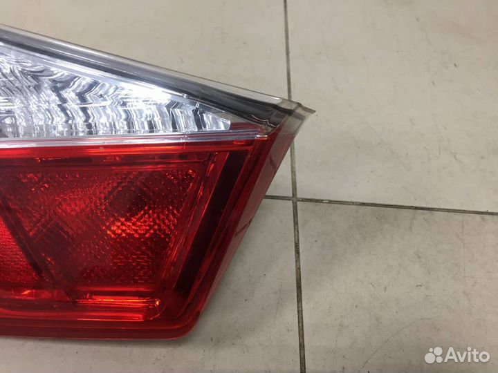 Фонарь задний внутренний левый Toyota Camry V50 20