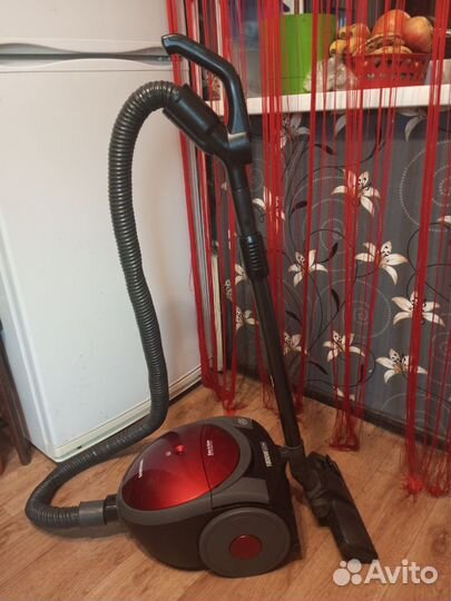 Пылесос Samsung 1800w