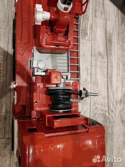 Игрушка пожарная машина