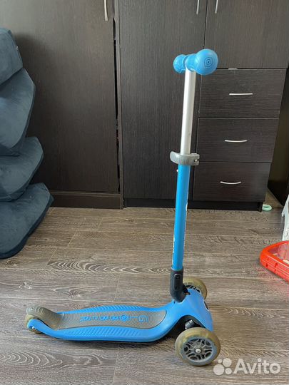 Самокат трехколесный globber