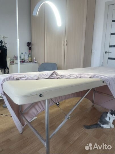 Кушетка для наращивания ресниц