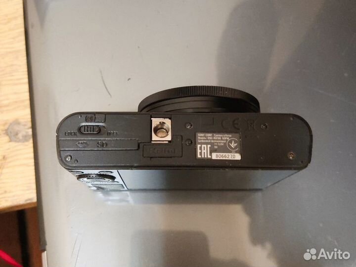 Цифровой фотоаппарат sony