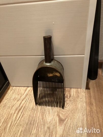 Совок для сбора лесной ягоды