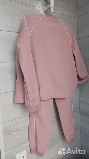 Костюм спортивный