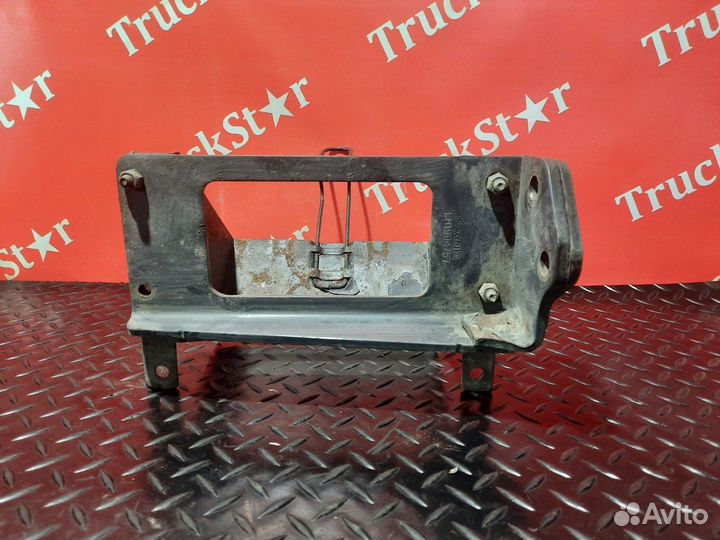 Кронштейн противооткатного упора левый