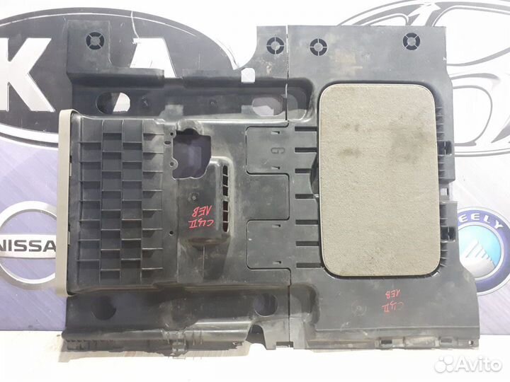 Обшивка салона Renault scenic 2 Лев