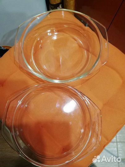 Стеклянная кастрюля