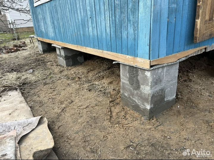 Бригада строителей