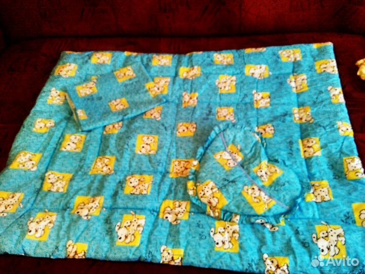 Одеялко, простынь,карман для детских принадлежност