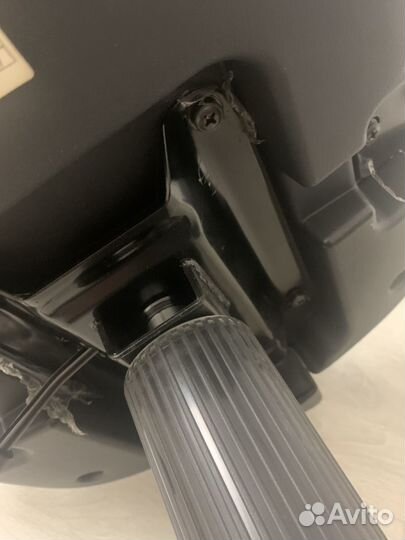 Компьютерное кресло Бюрократ