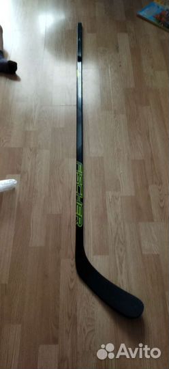 Клюшка хоккейная