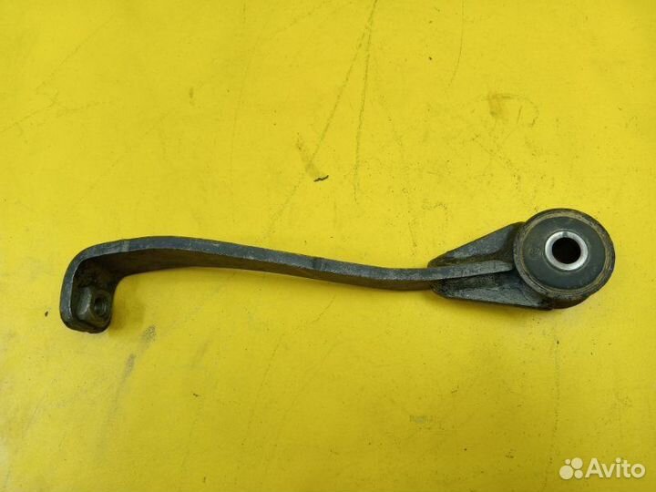 Стойка крепления радиатора левая Scania P 440