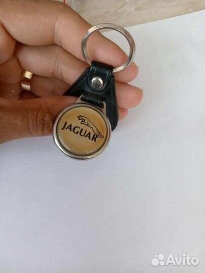 Брелок Jaguar