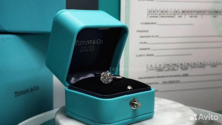 Кольцо с бриллиантом 1,5 ct муассанит