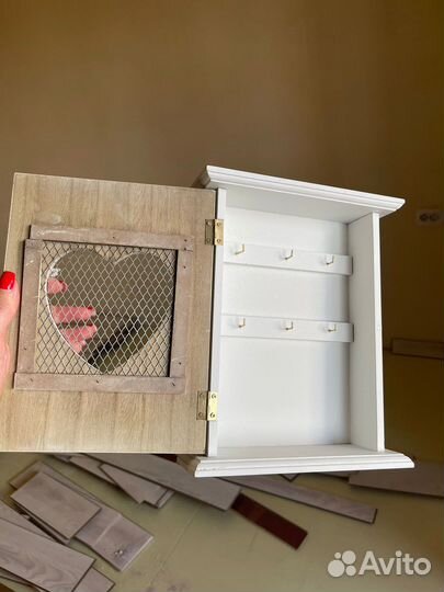 Ключница настенная из дерева