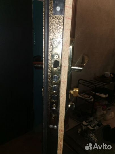 Металлическая входная дверь