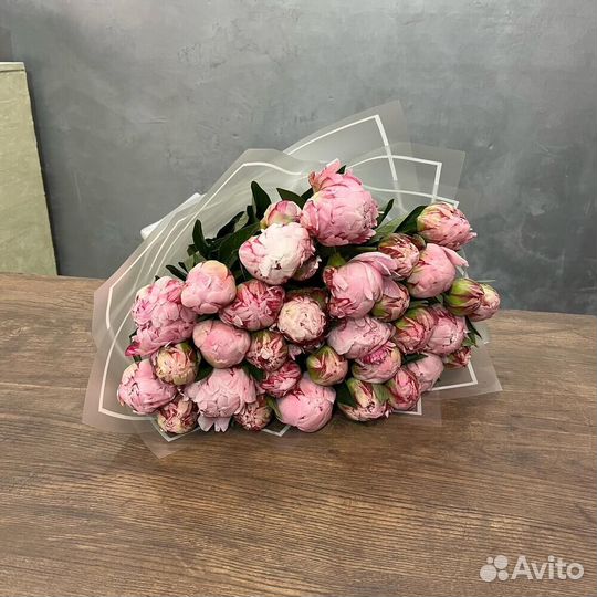 Букет пионов