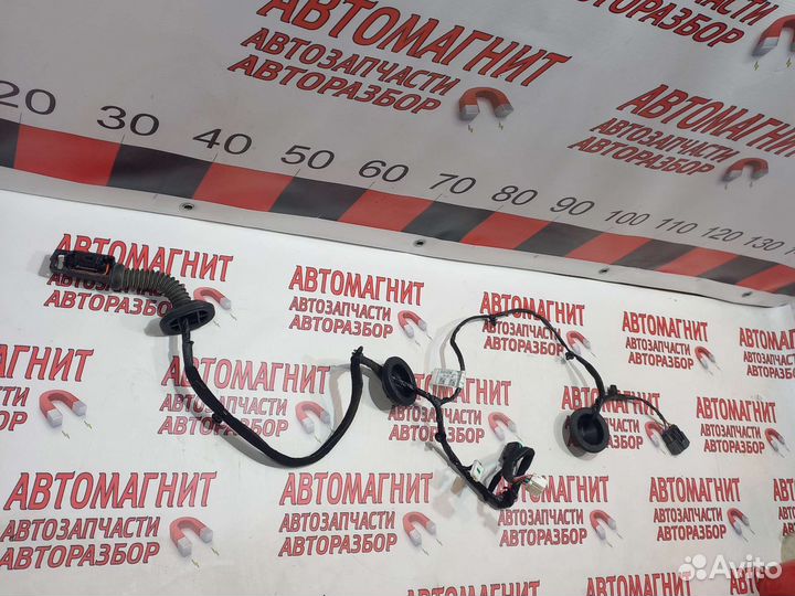 Проводка двери задней левой Хендай Туксон 3 TL