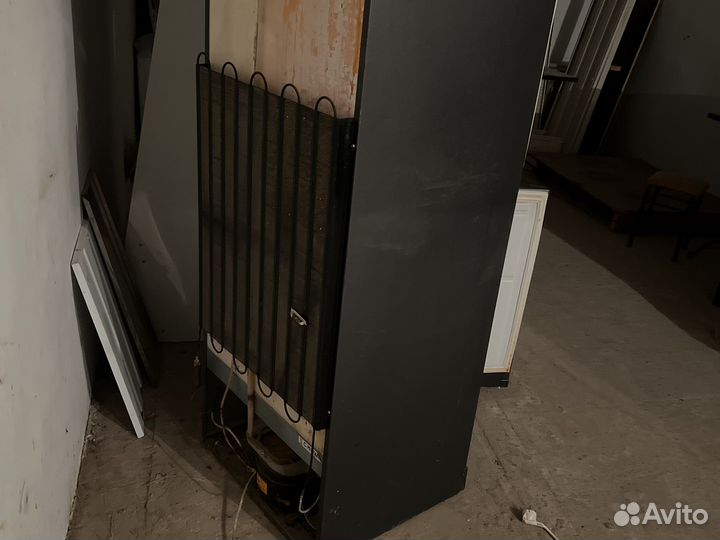 Продаю холодильник