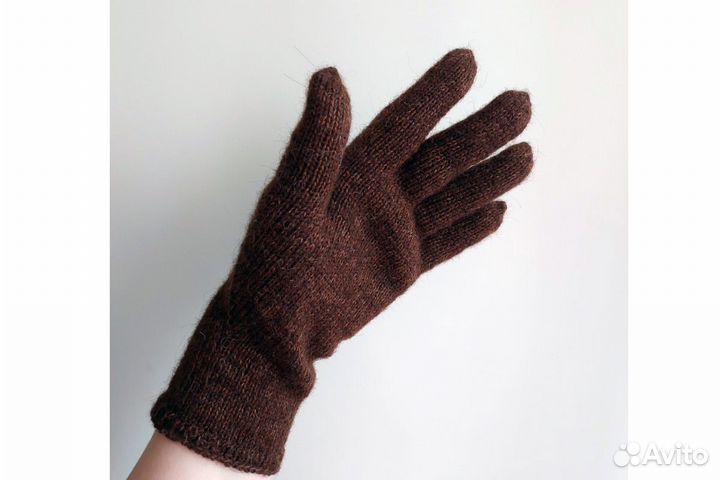 Шерстяные перчатки женские. Ручная работа