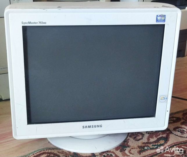 Монитор Samsung syncmaster