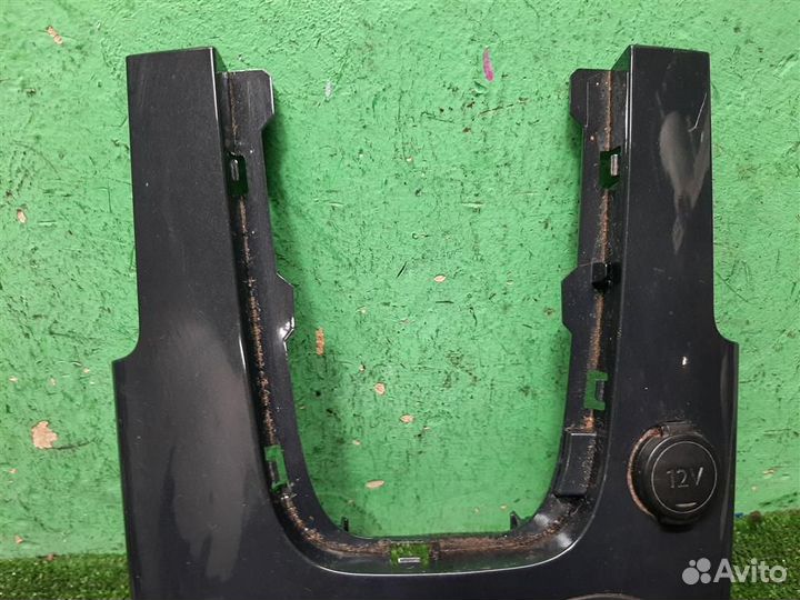 Накладка консоли Peugeot 3008 2010