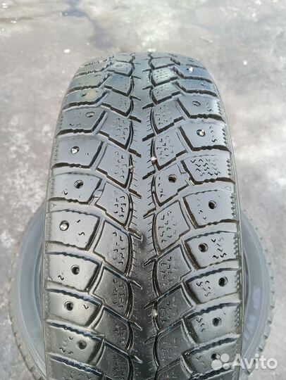 Kumho I'Zen Wis KW19 175/65 R14 82T