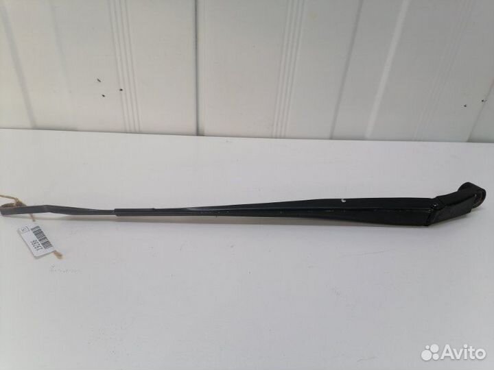 Поводок стеклоочистителя левый Toyota Corolla E150