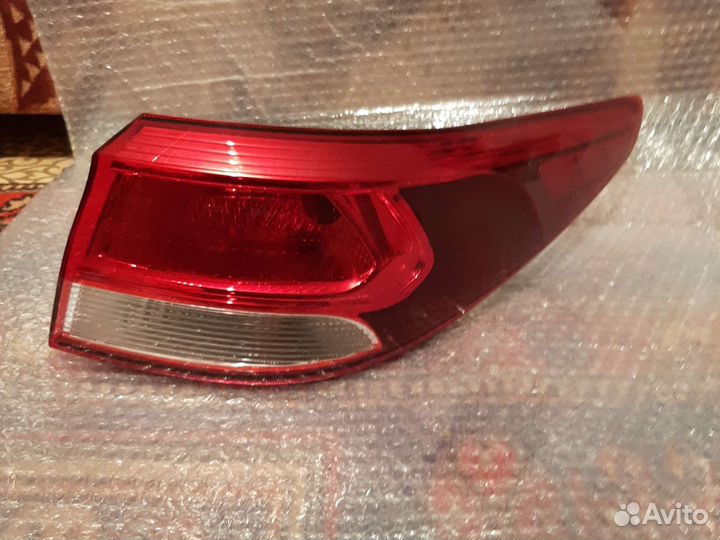Фонарь задний правый kia rio4 17-20г