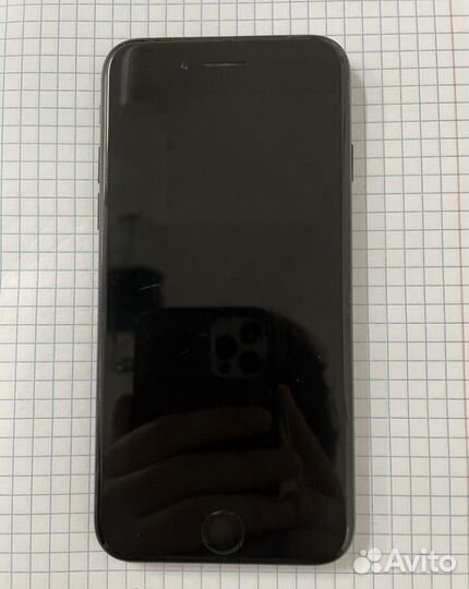 iPhone SE (2020), 64 ГБ