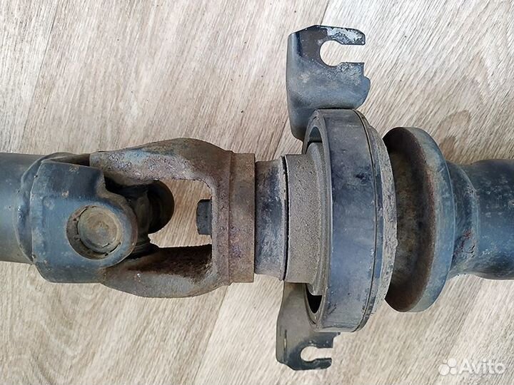 Карданный вал Subaru Forester SF5