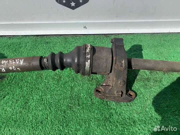 Полуось (привод) передняя правая R Renault Laguna