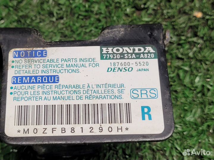 Датчик удара правый на Honda Civic 7