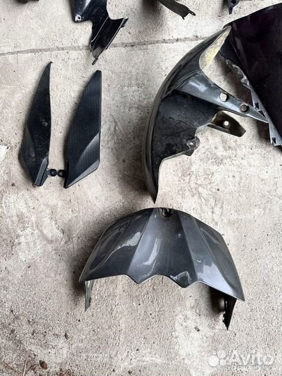 Пластик на yamaha yzf-R1 07-08 года