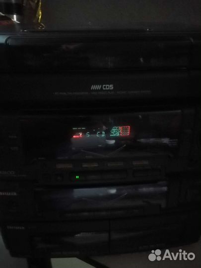 Музыкальный центр