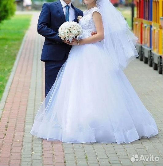 Свадебное платье