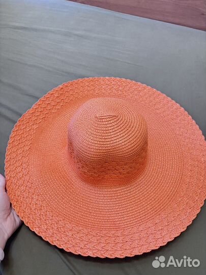 Шляпа женская соломенная