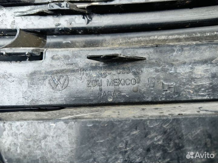 Решётка противотуманной фары Volkswagen Jetta 5 ор