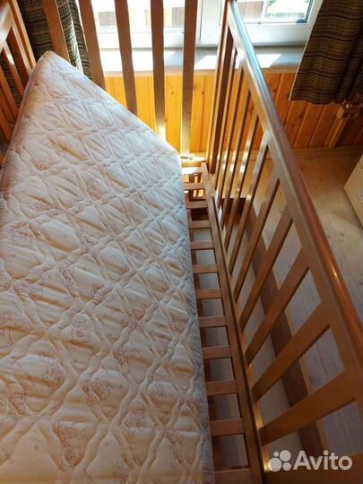 Детская кроватка с маятником и ящиком Лель