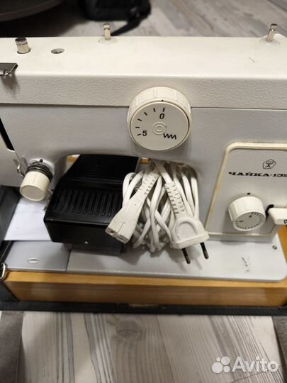 Швейная машина чайка 132м