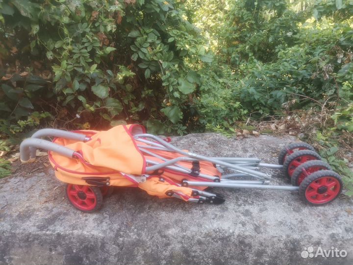 Прогулочная коляска трость