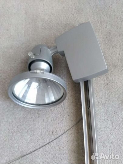 Светильник/прожектор трековый