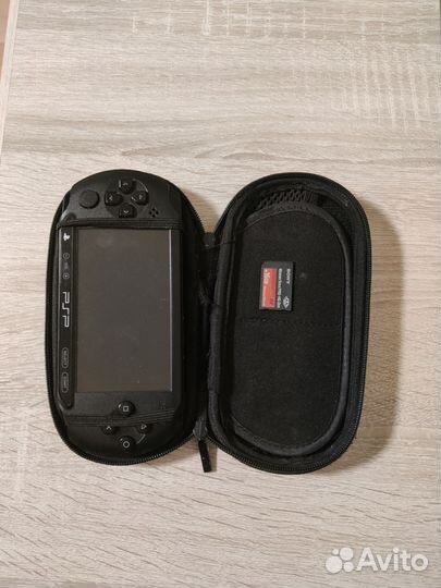 Sony PSP e 1008