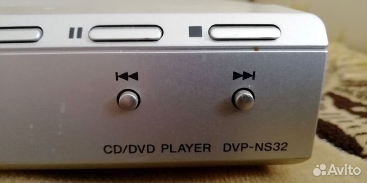 DVD-проигрыватель Sony