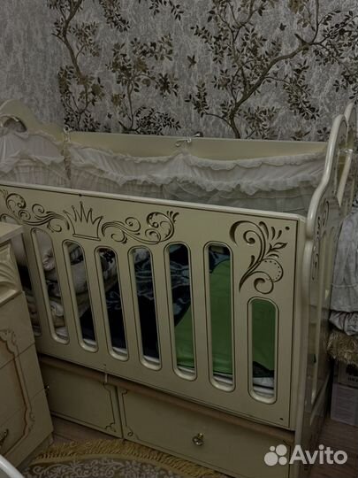 Кроватка детская